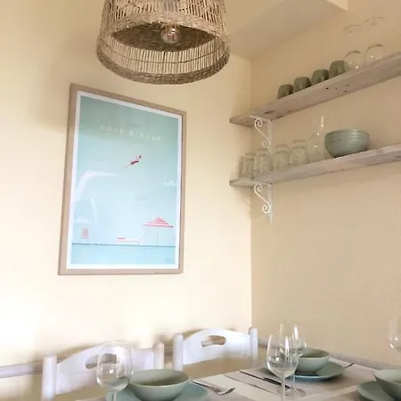 L'oasis, Cap Esterel 公寓 *